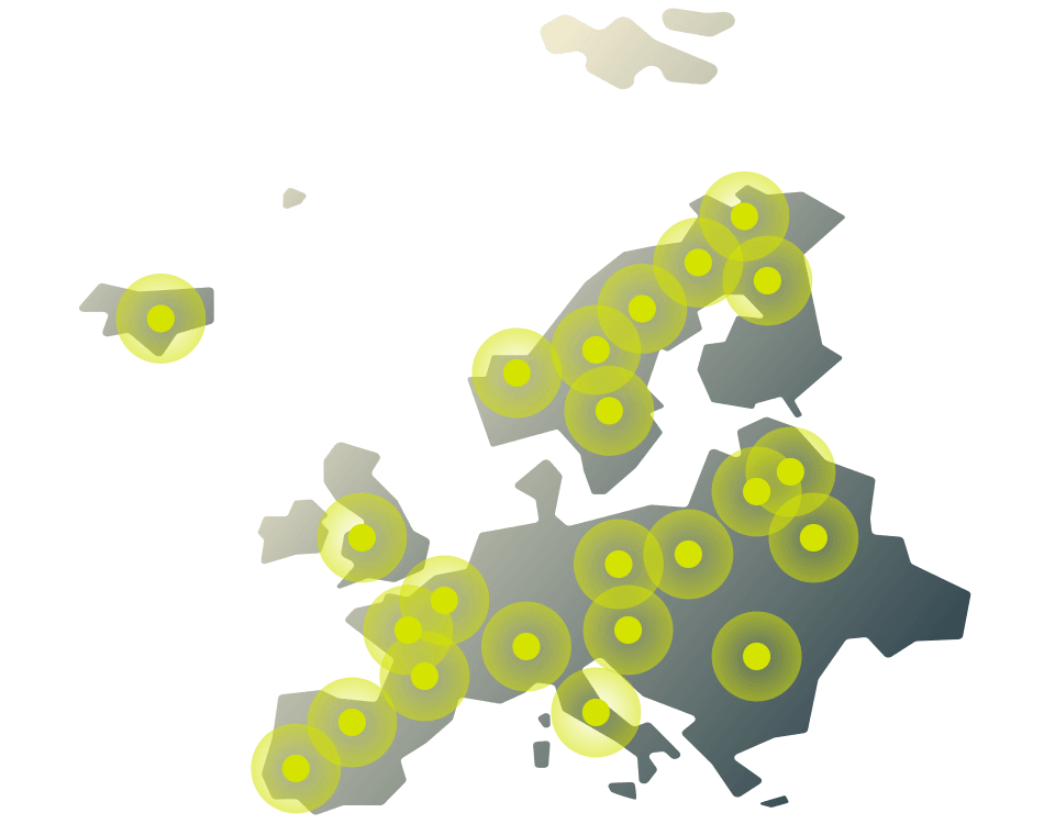 Conéctese a docenas de ubicaciones de servidores europeas con la gigantesca red global de ExpressVPN.