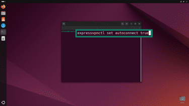 Linux terminal showing the input command "expressvpnctl set autoconnect true".