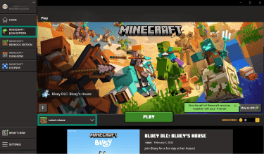 The Minecraft launcher, highlighting the "Minecraft: Java Edition" tab and the "Latest version" option.
