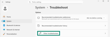 The Windows troubleshoot menu shows Other troubleshooters is highlighted.